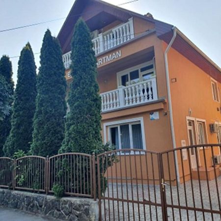 Birta Apartman Hajdúszoboszló Esterno foto