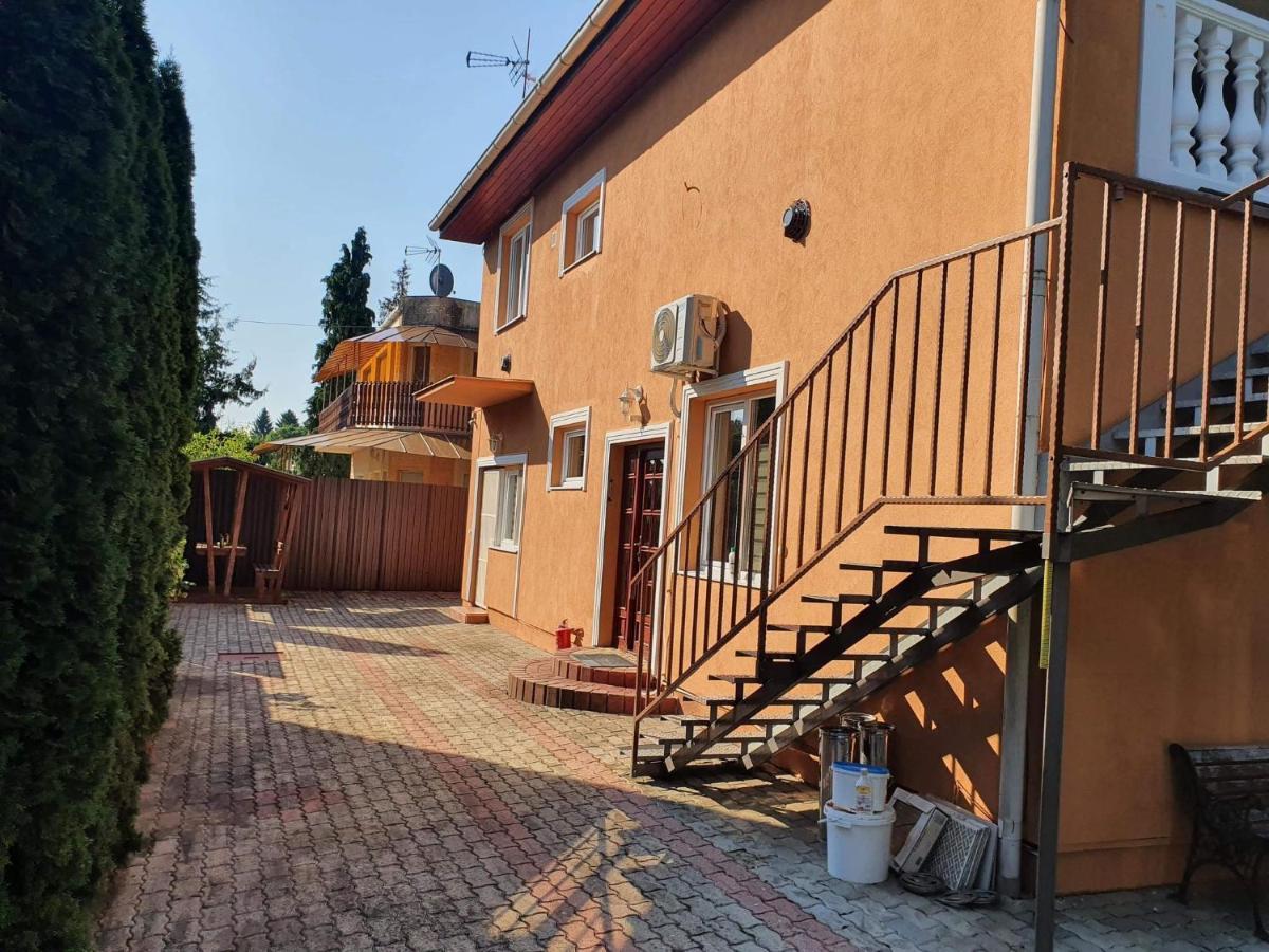 Birta Apartman Hajdúszoboszló Esterno foto