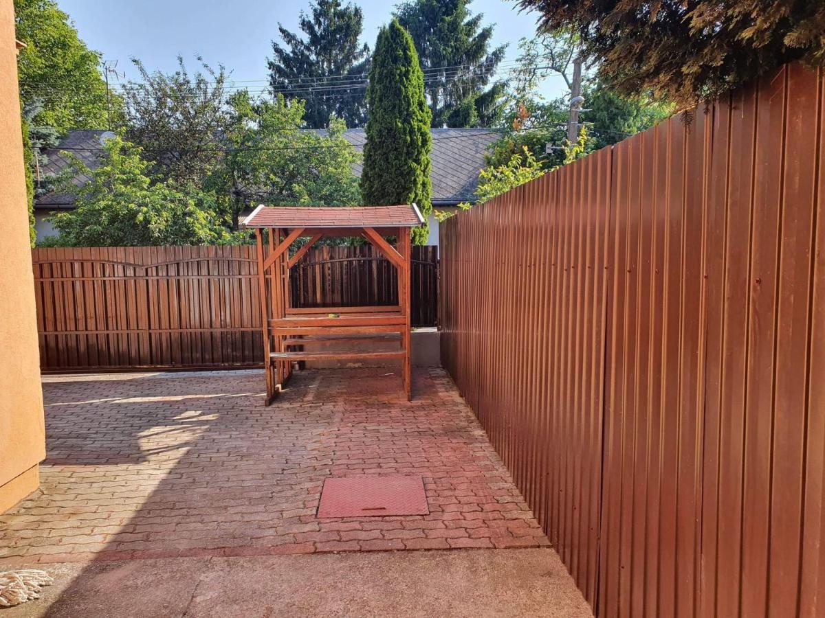 Birta Apartman Hajdúszoboszló Esterno foto
